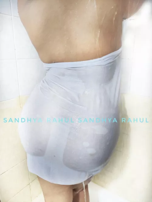 shower 🚿 time [f]