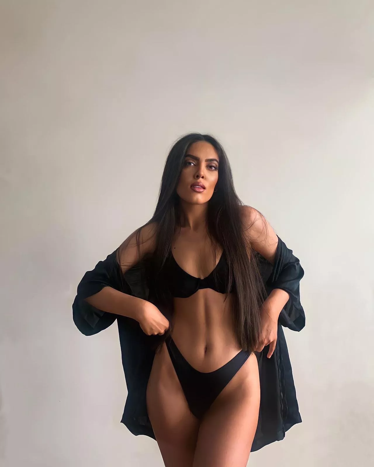 Small town english girl, have you ever dated a british bitch?