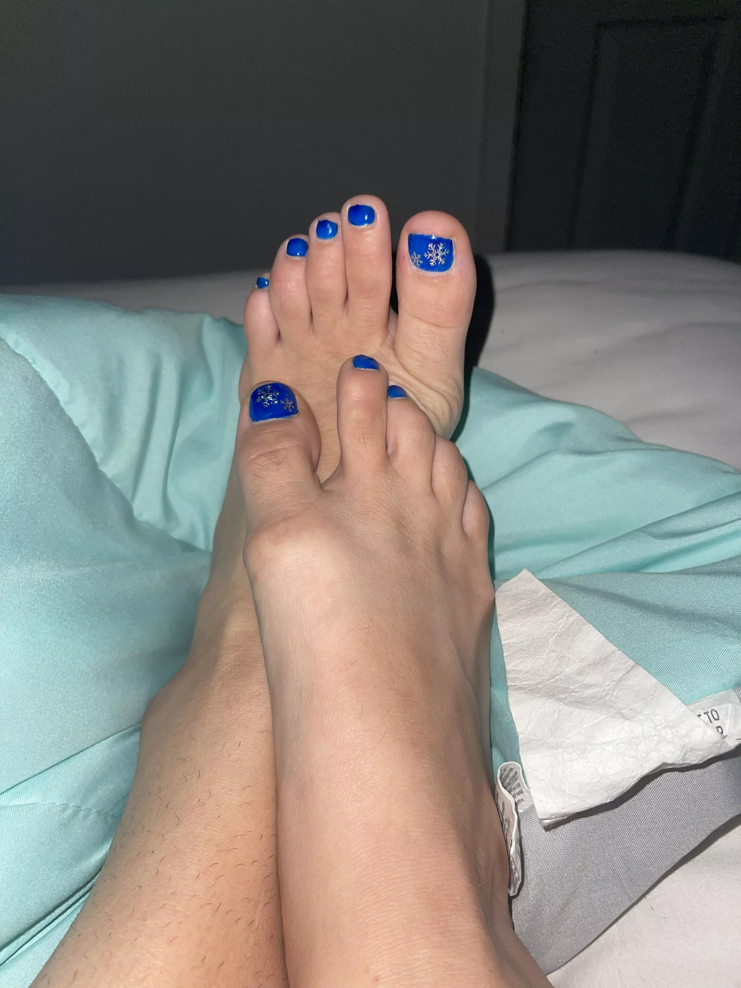 Suck on these Goddess feet please!!!