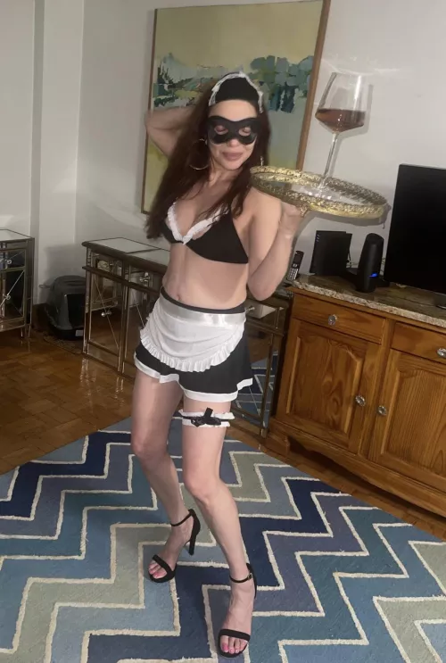 The sexy maid is here to serve you! [F]55