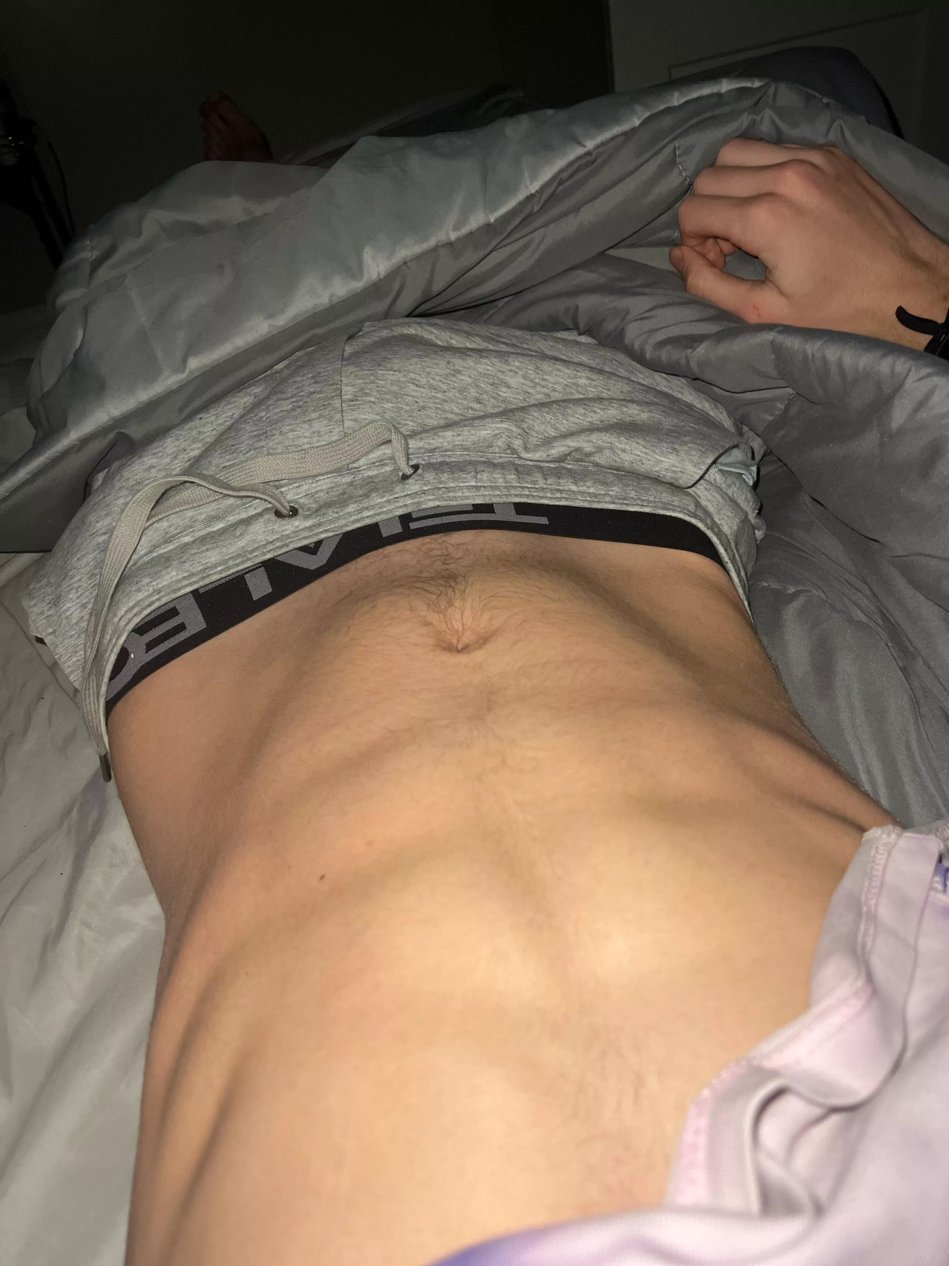 [21] any vocal guys wanna snap vc??