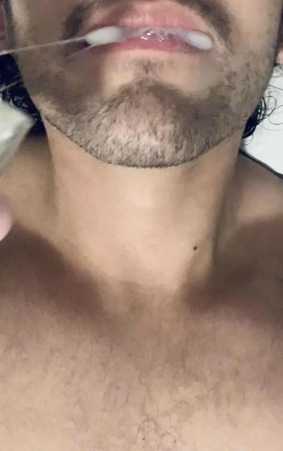 (29) It makes me feel so slutty