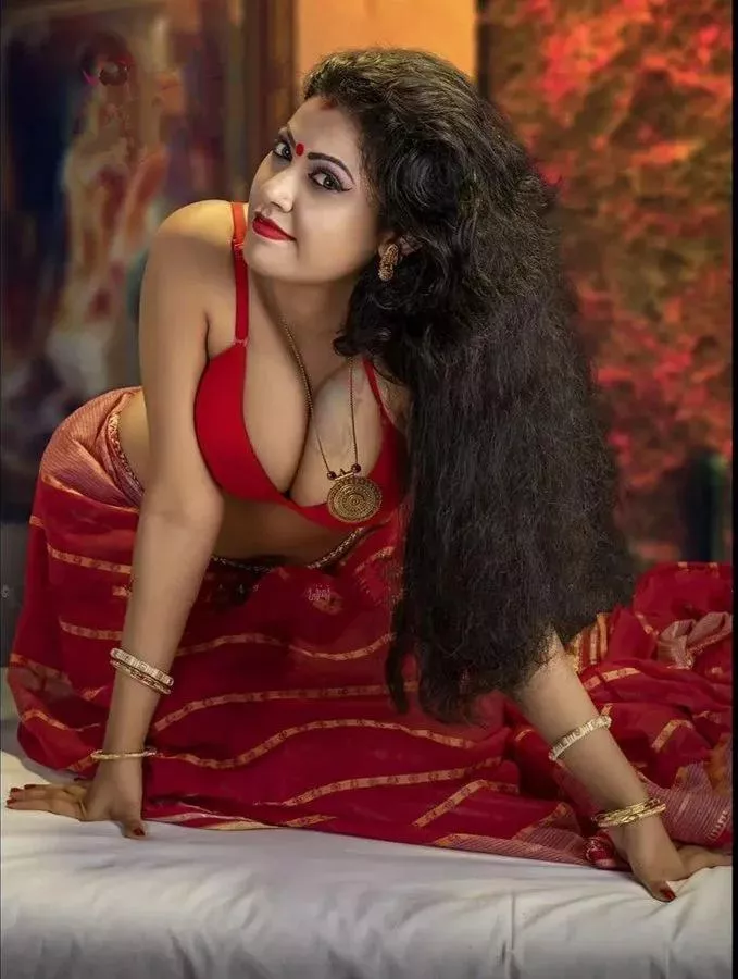 A Desi bull here....any cuck sons with a hot beautiful milfy mom? wana be a Lil cuck son? get bullied?