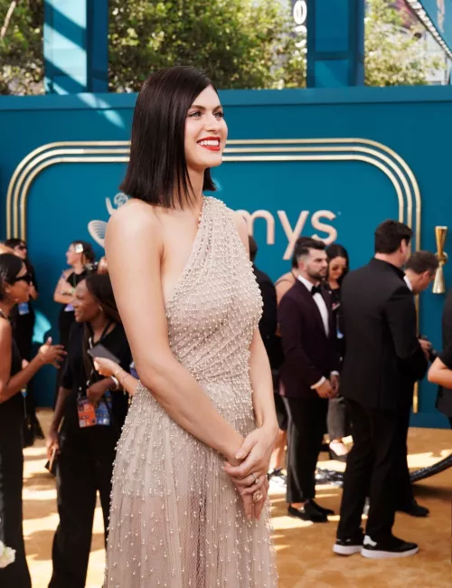Alexandra Daddario (2022 Emmys)