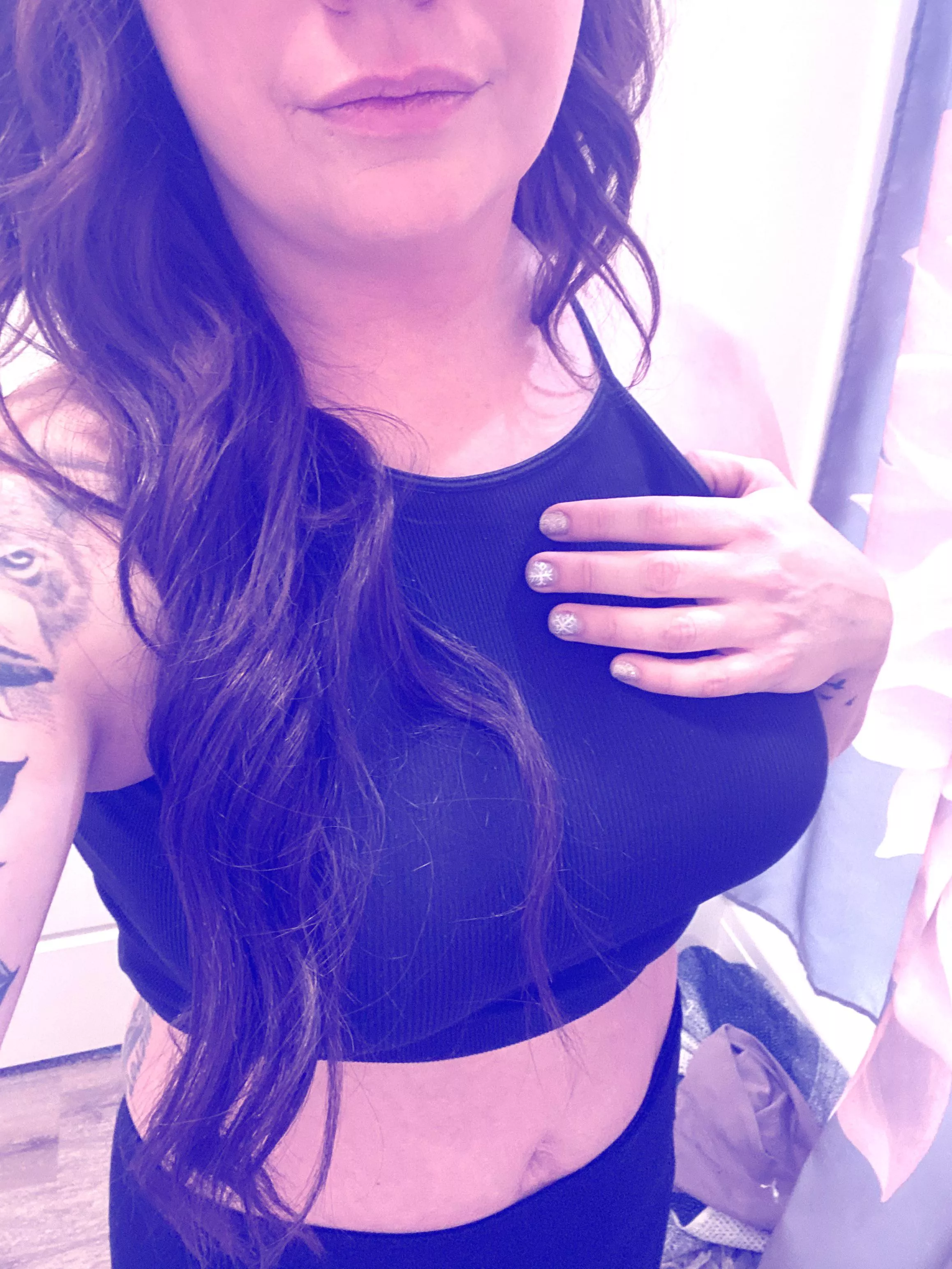 Anyone else agree that Monday’s are the worst and want to smoke with me? (F)