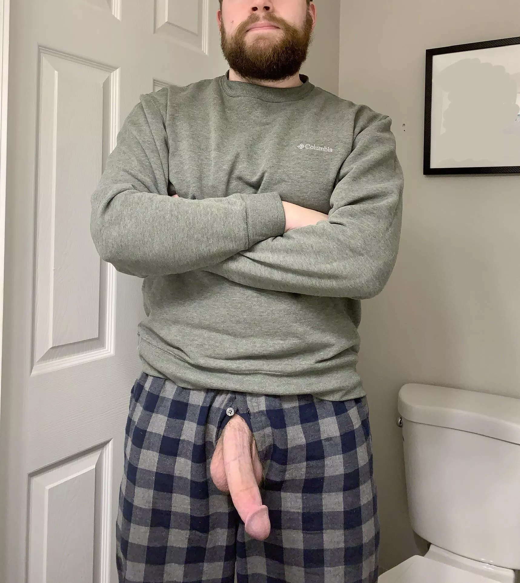 Anyone like bi bearded dads? [35]