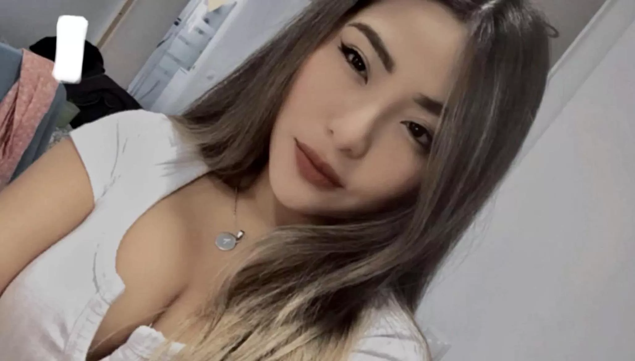 Asian-latina