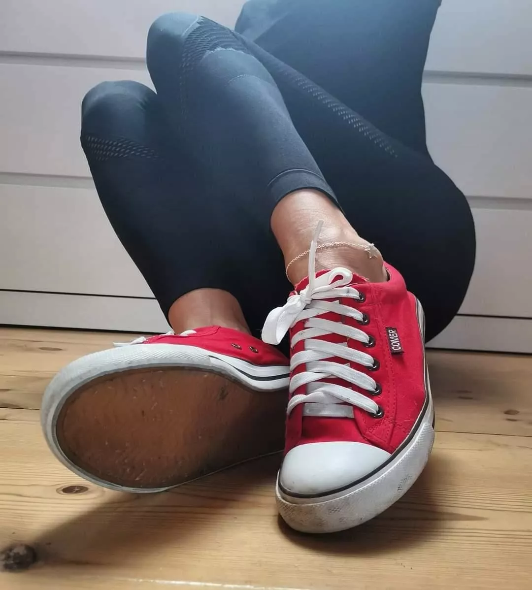 Beautiful Monday 🎀 This combination 🔴