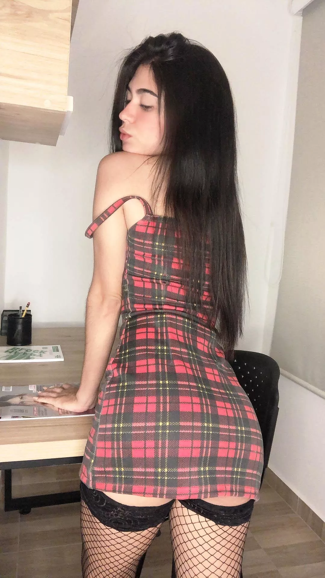 Busty petite & my pussy tastes sweet [F]19