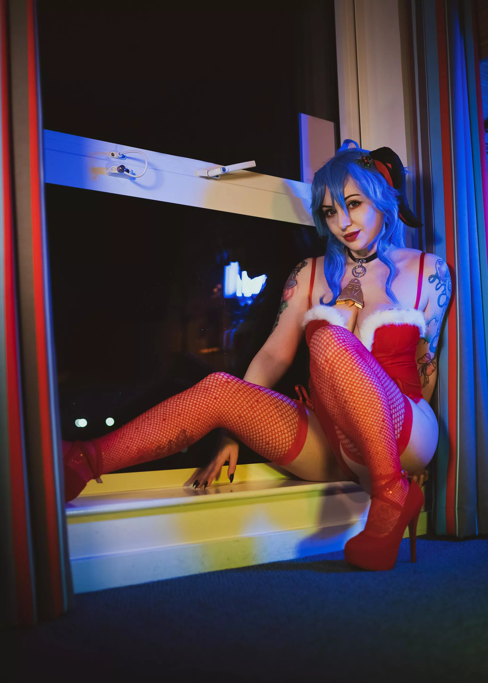 Christmas Ganyu by OwldollyCos