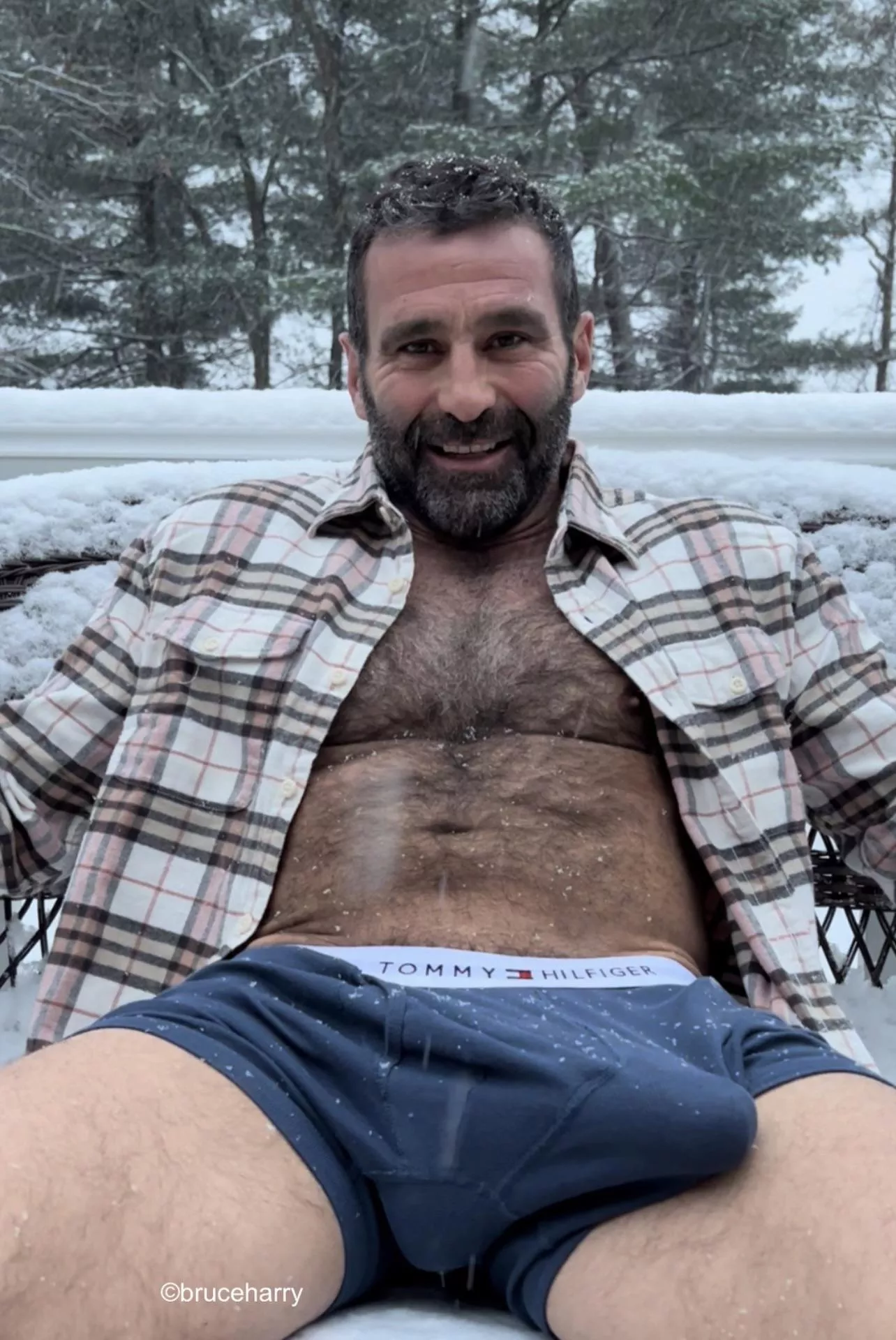 Do I look happy to see you 😍