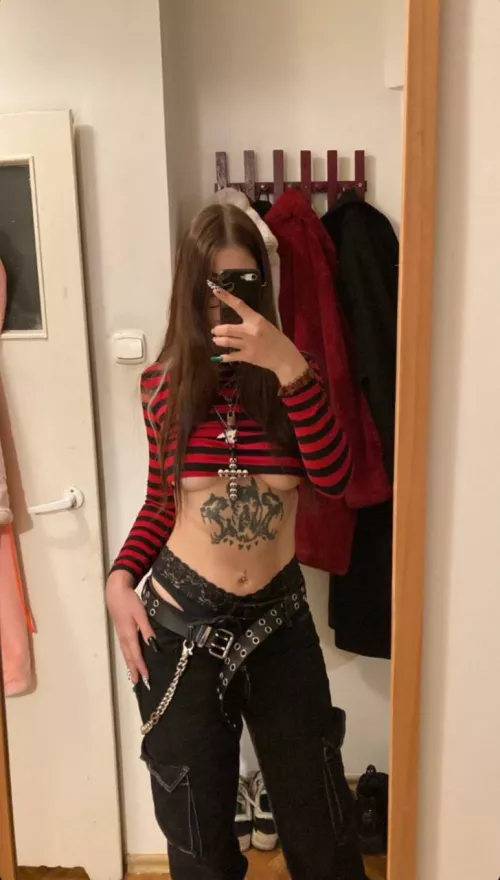 Do you like my outfit ? :c