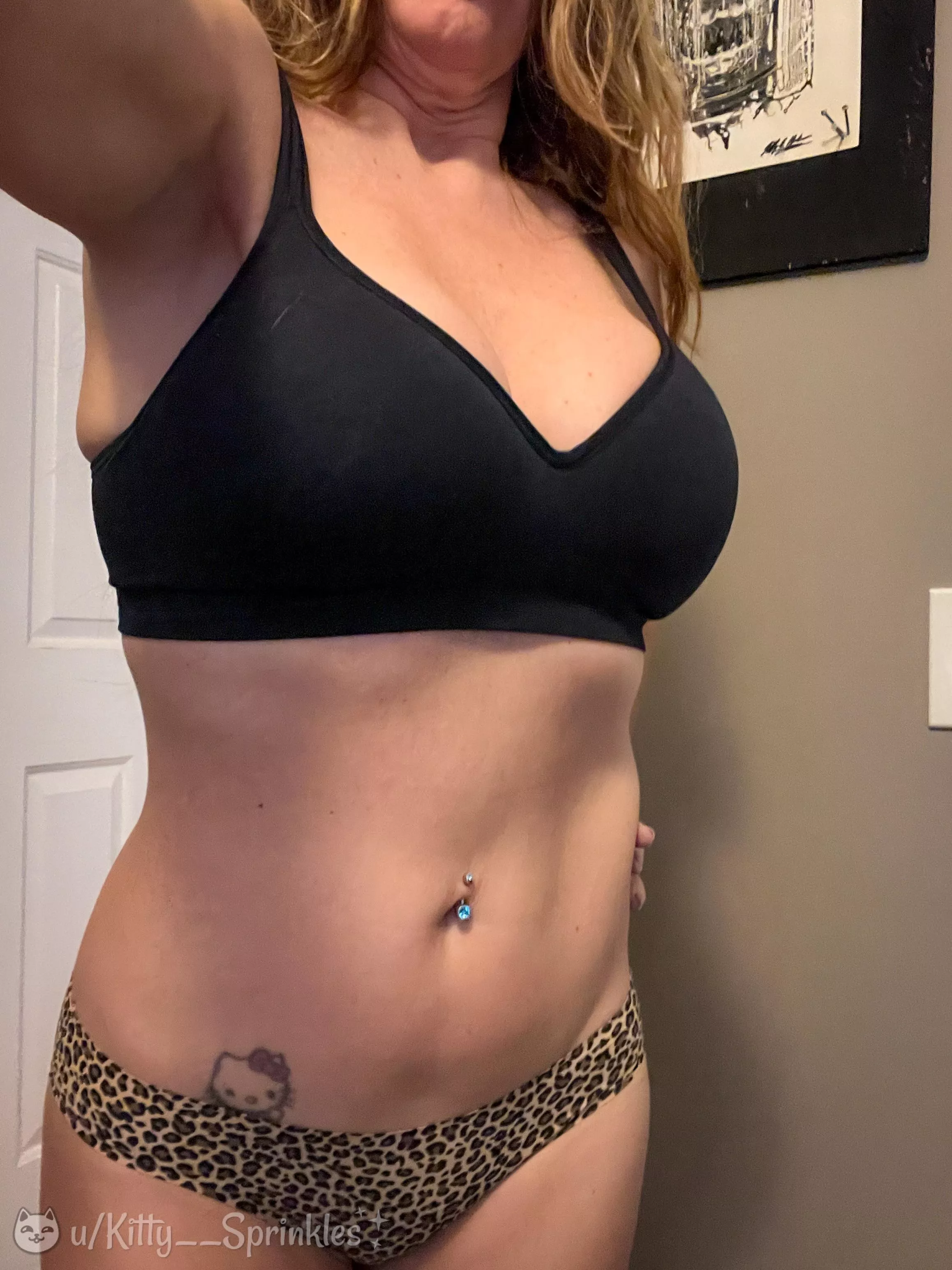 Have a great Monday! Now, go get ‘em tiger (from your favorite cougar). (=^•^=) [f]