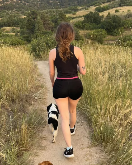 Hiking does the body good!