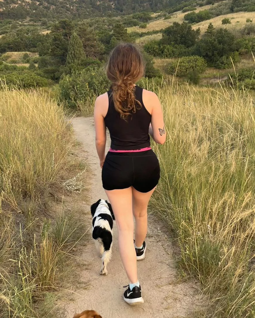 Hiking does the body good!