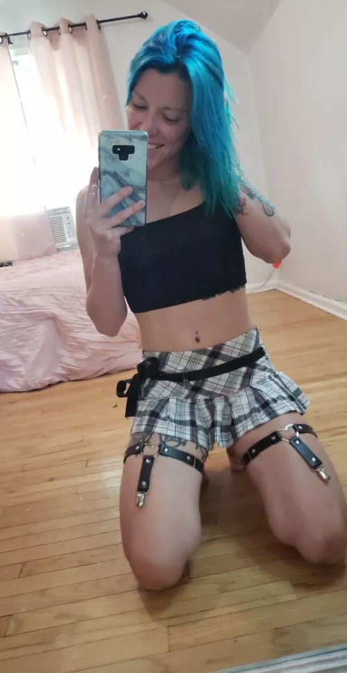 Hoping you can appreciate a STRICT femdom 💕 [f]