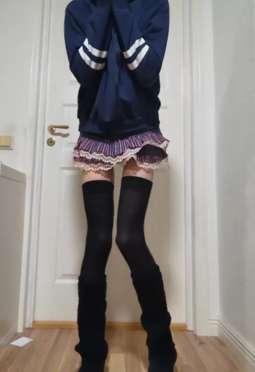 i feel like an anime girl in this pic 🥰