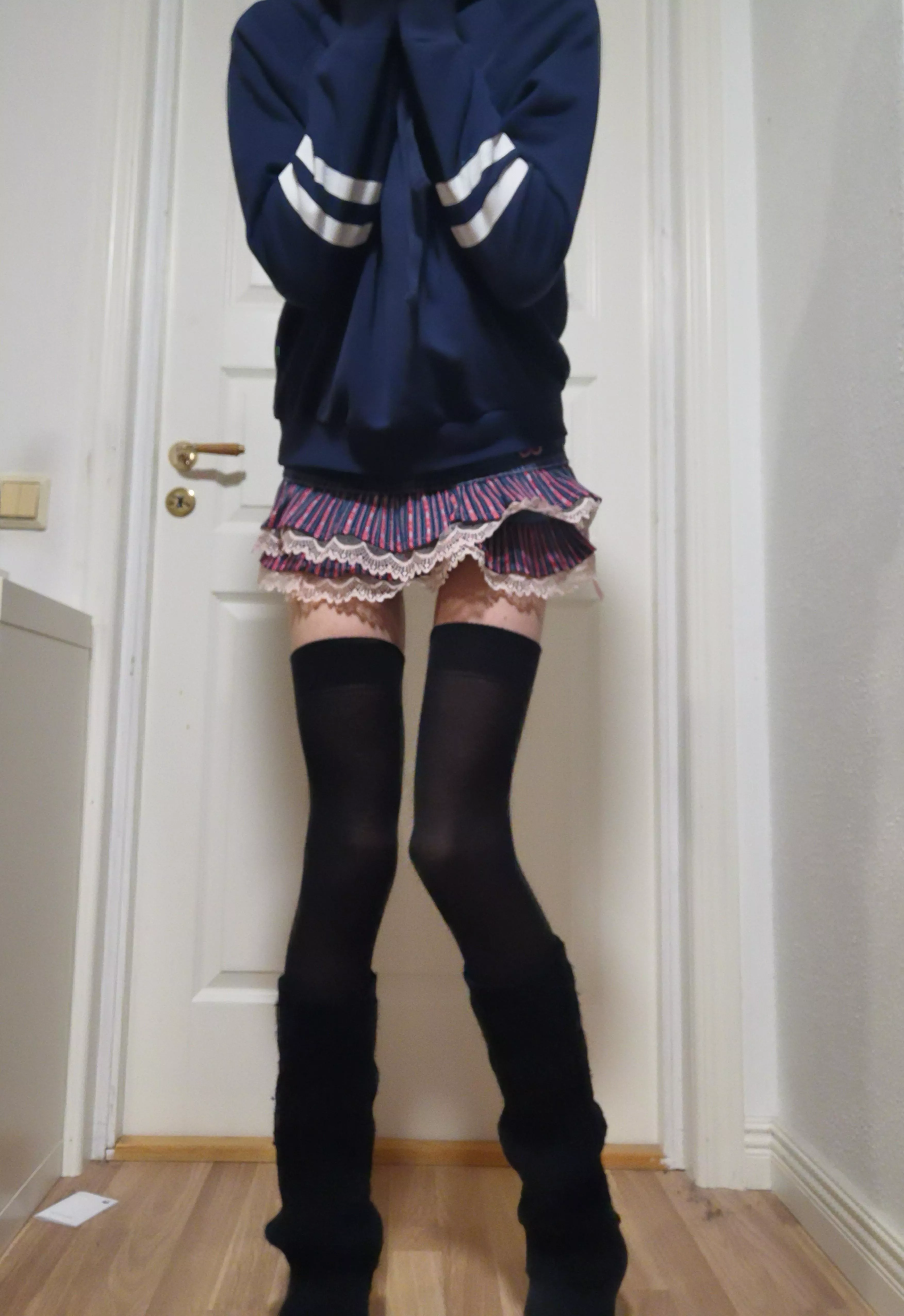 i feel like an anime girl in this pic 🥰