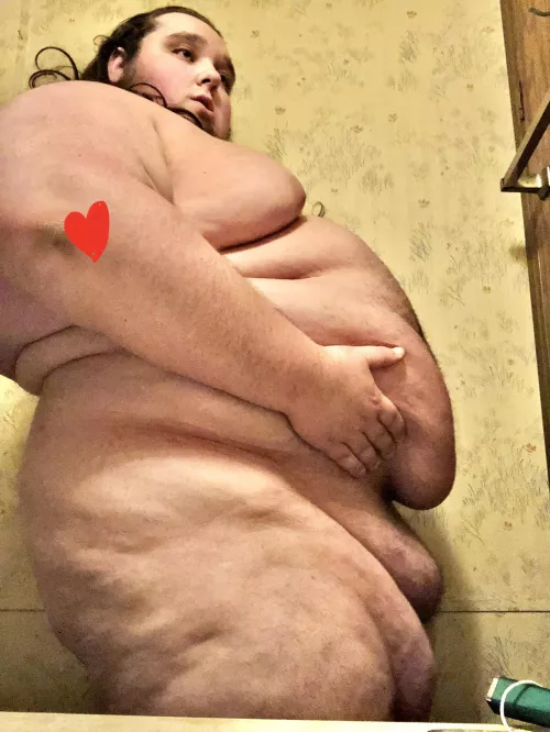 I know you love the way my fupa engulfs my c0ck 😩🤤