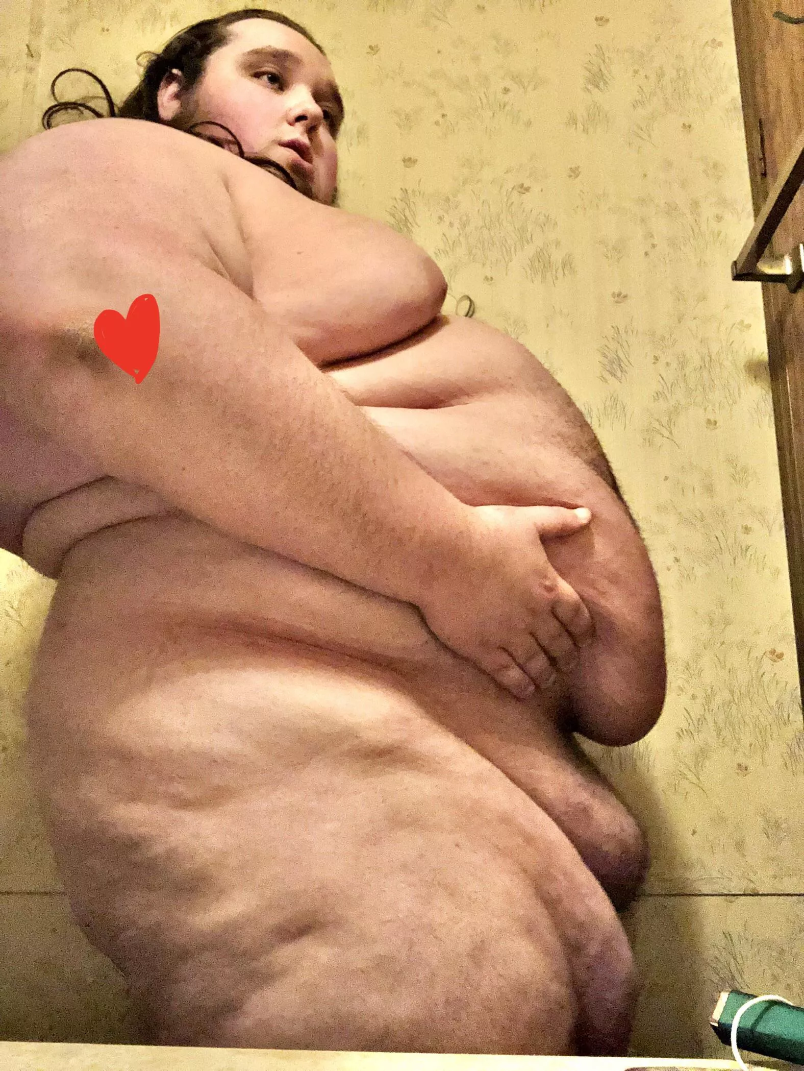 I know you love the way my fupa engulfs my c0ck 😩🤤