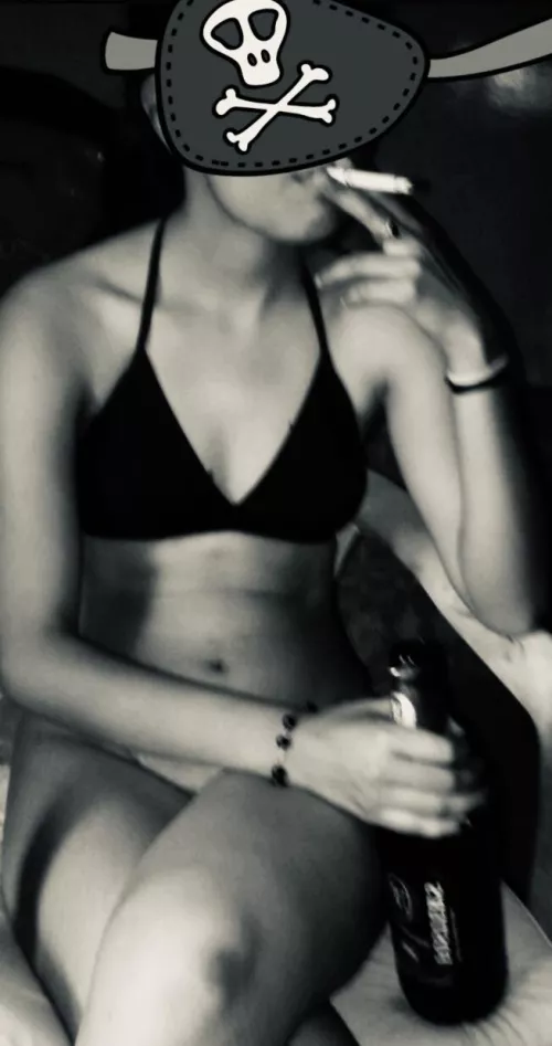 I like it when you watch me smoke🚬 after sex!! It make me more horny🤪