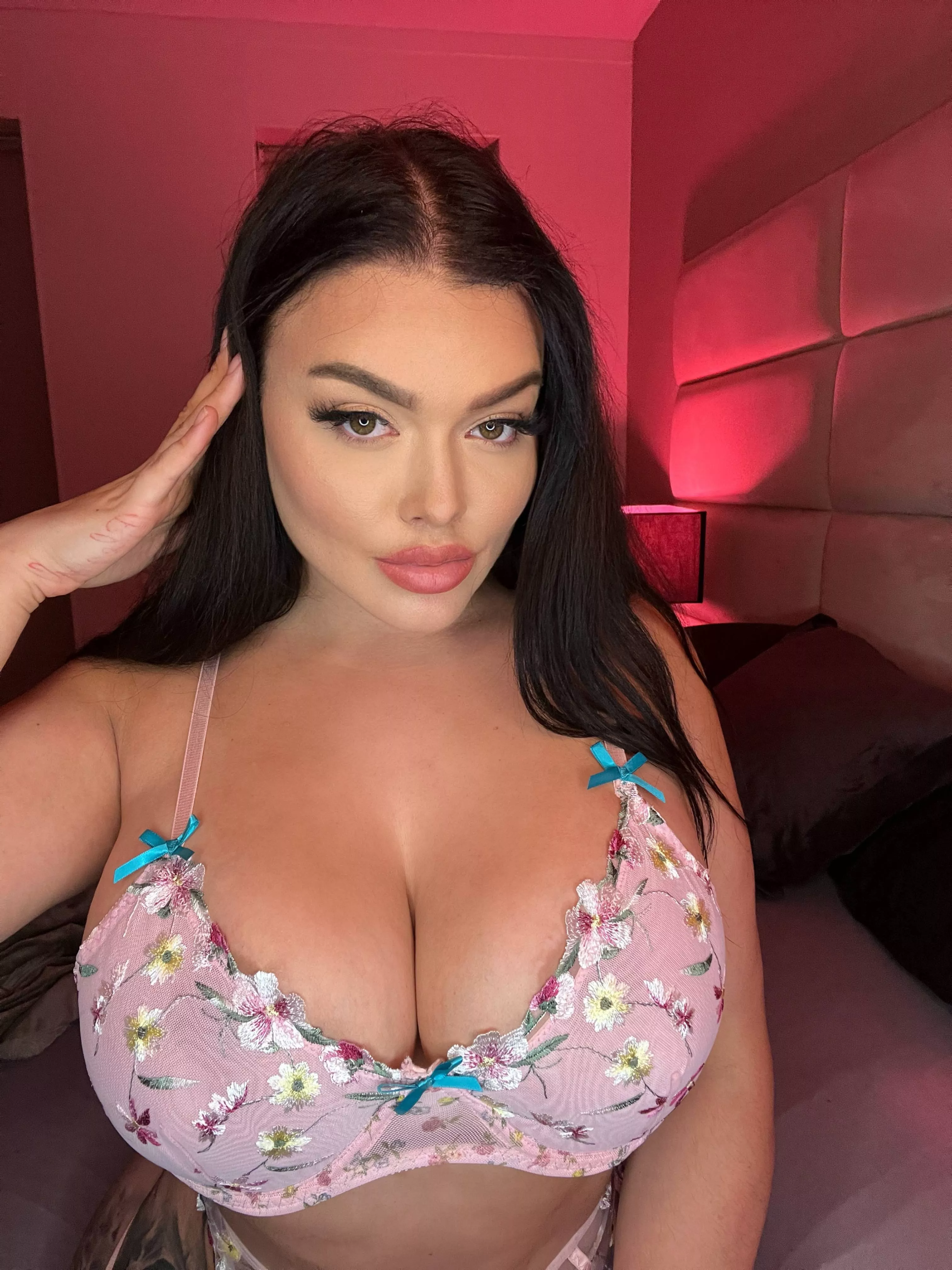 I want you to fuck me with your tongue