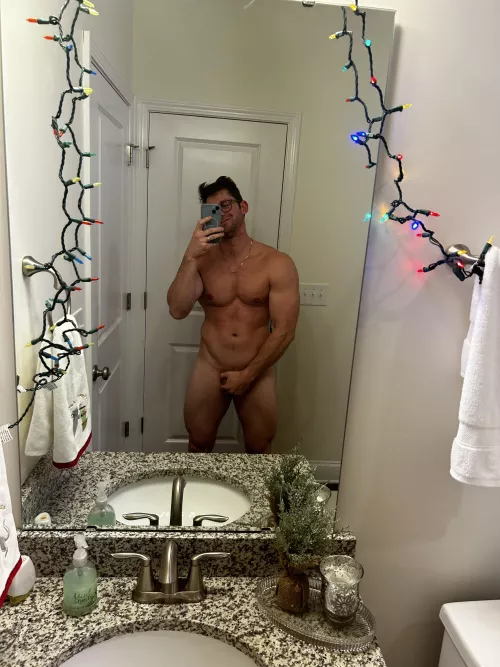 If you want me to move my hand Dms are open ;)