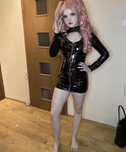 I’ll send more pics if you make a good first impression