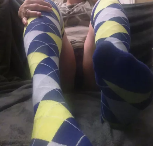 I'm loving these thigh highs, and I just know you will too! DM me to find out how to get this delicious four-day wear with free shipping this holiday week!