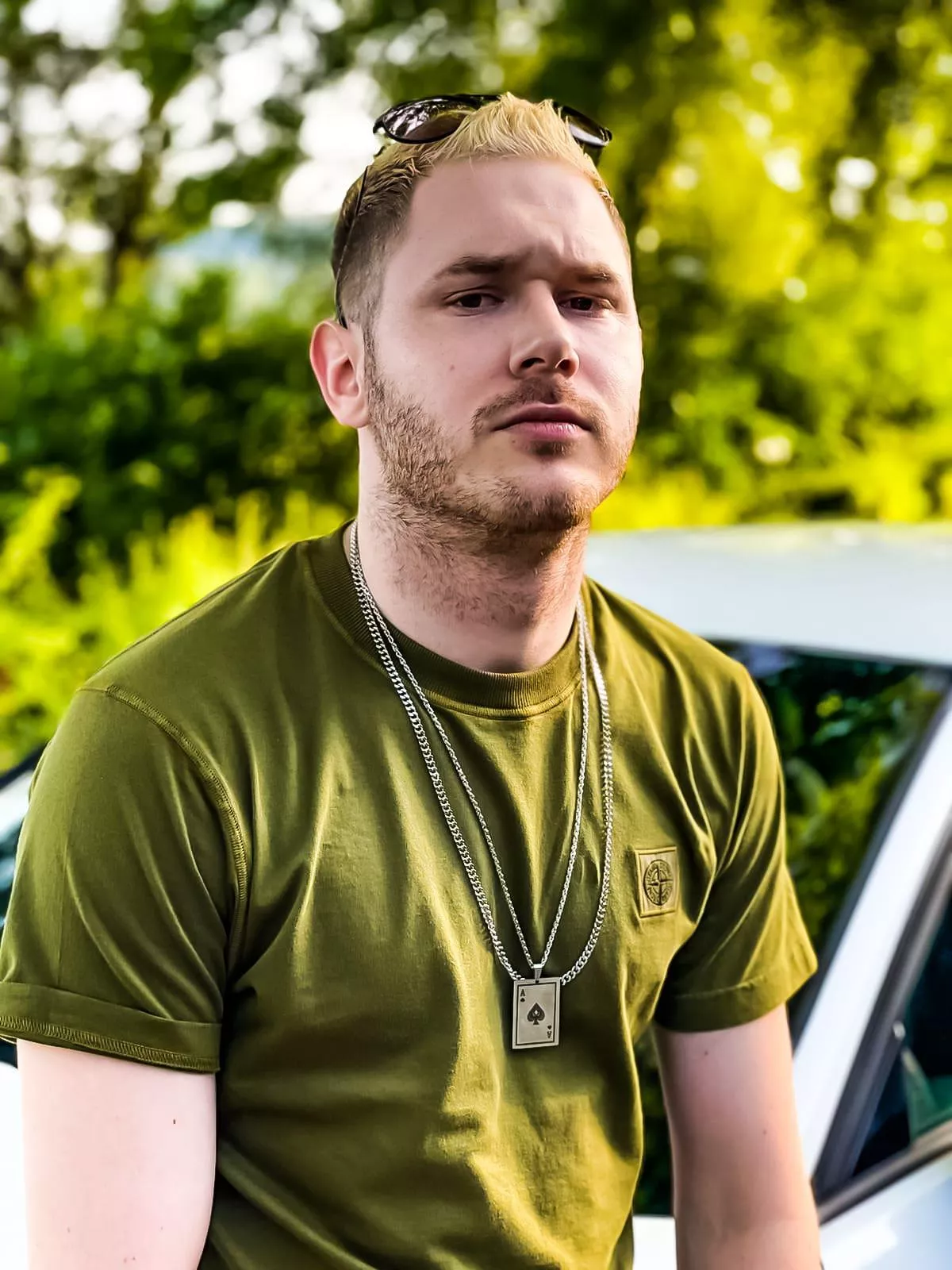 Little throwback when I was blonde. How would you rate it?