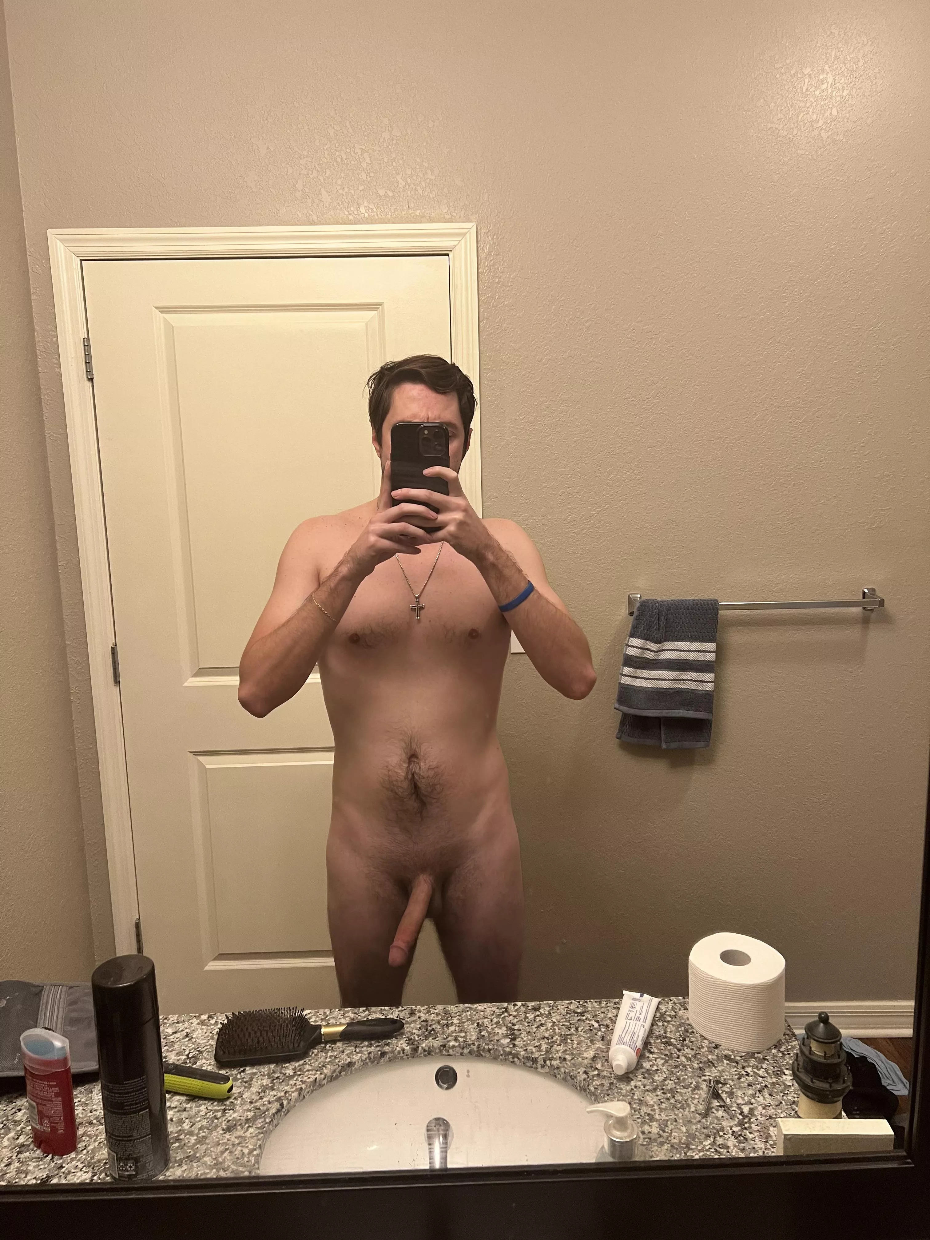 [m] do I look okay naked?