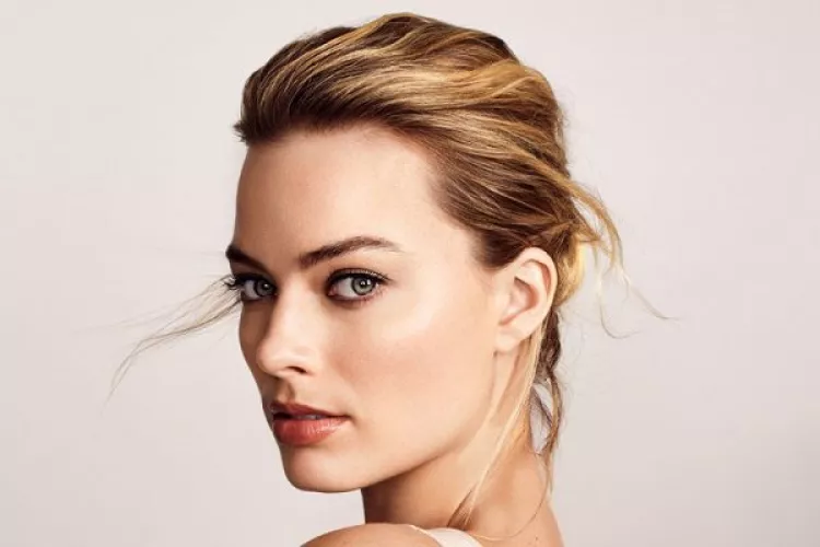 Margot Robbie