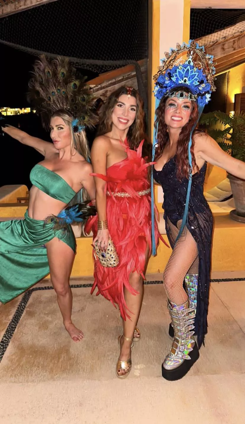 MILFs being colorful and all