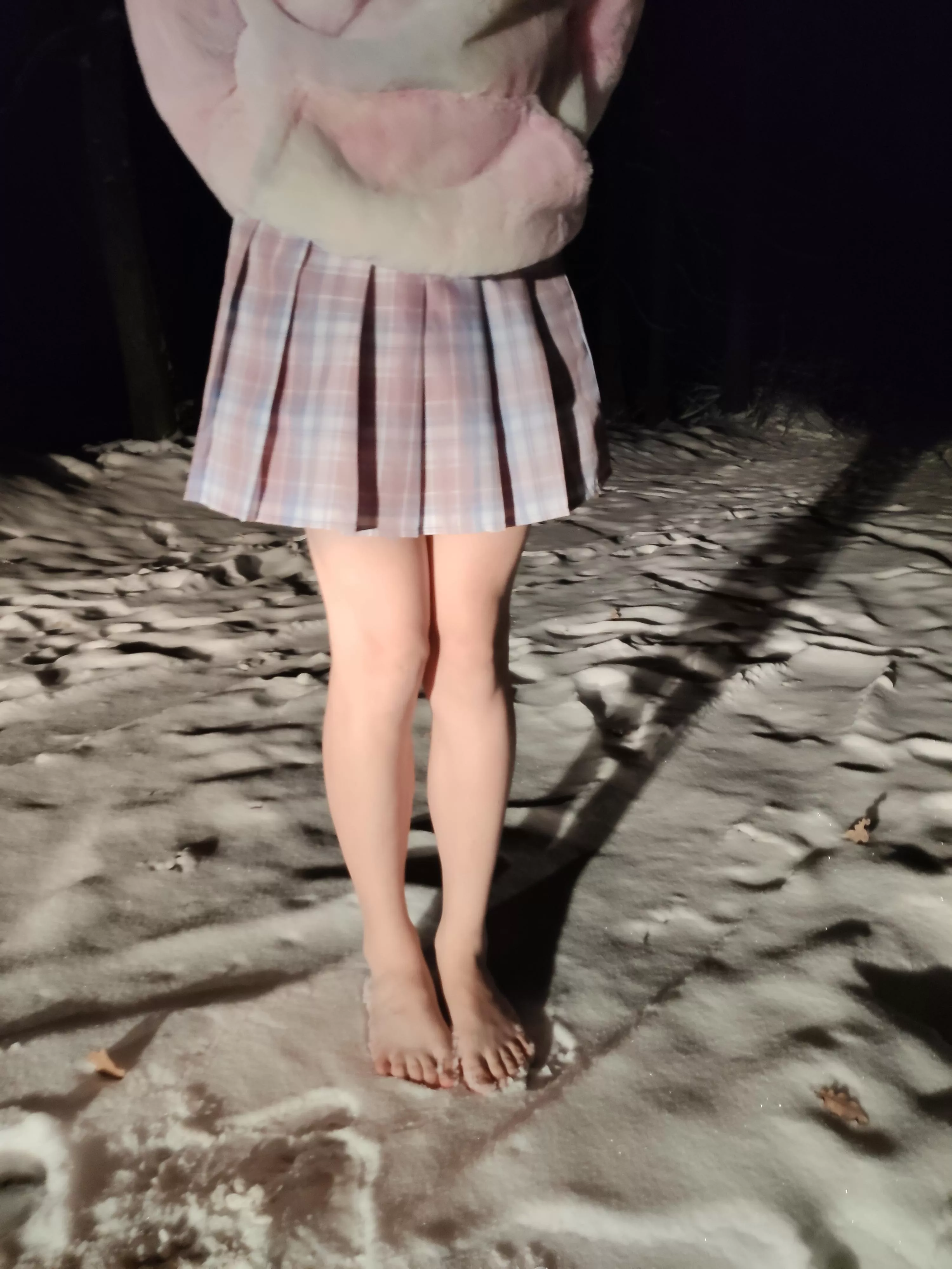 My snowbunny 🐇❄️ in the wild 🥰