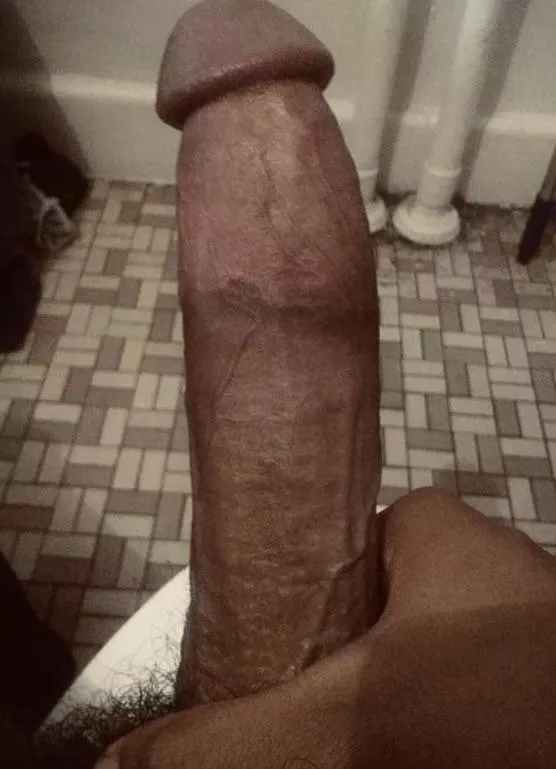 Need someone to polish my sword🫣