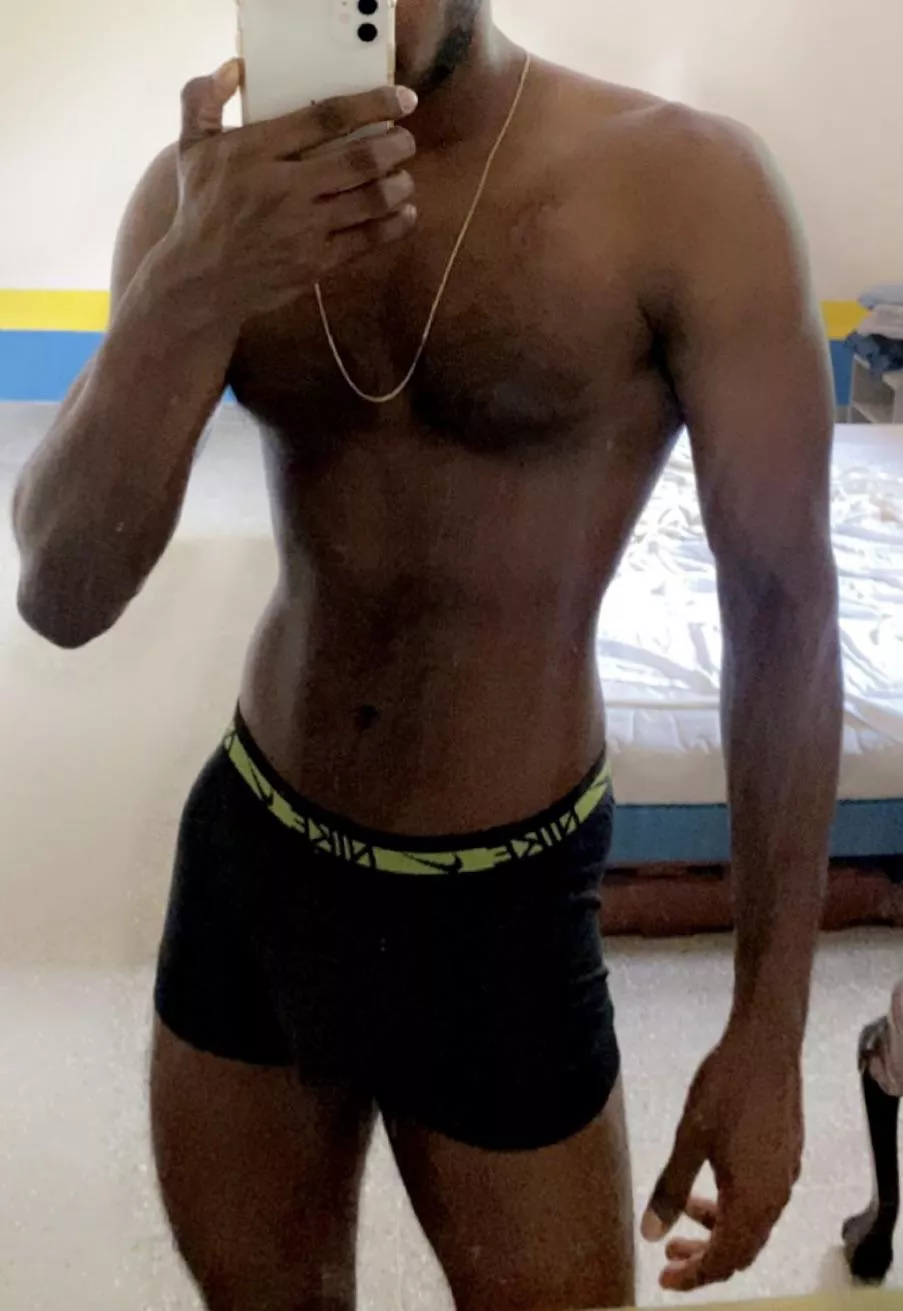 Pull these down boy, I know you like what’s underneath