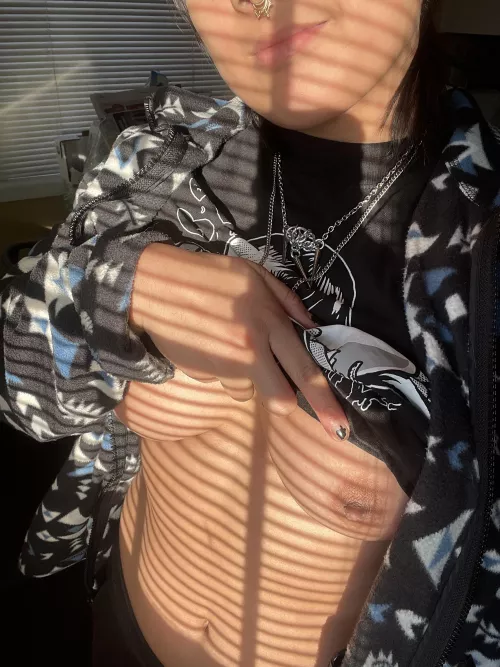 Shorthaired and sun striped;)