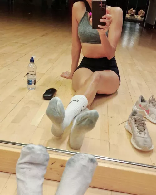 Start cleaning I expect the dirty & sweat from these socks to be sucked dry.