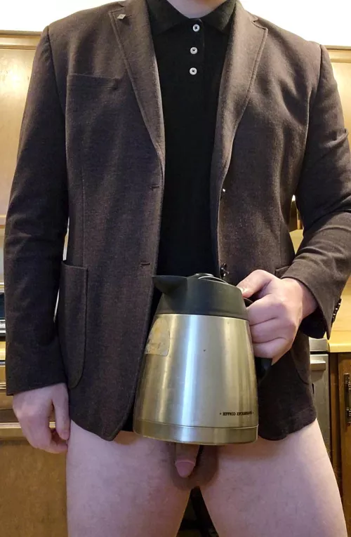 Start your week off with some coc.. I mean coffee☕️