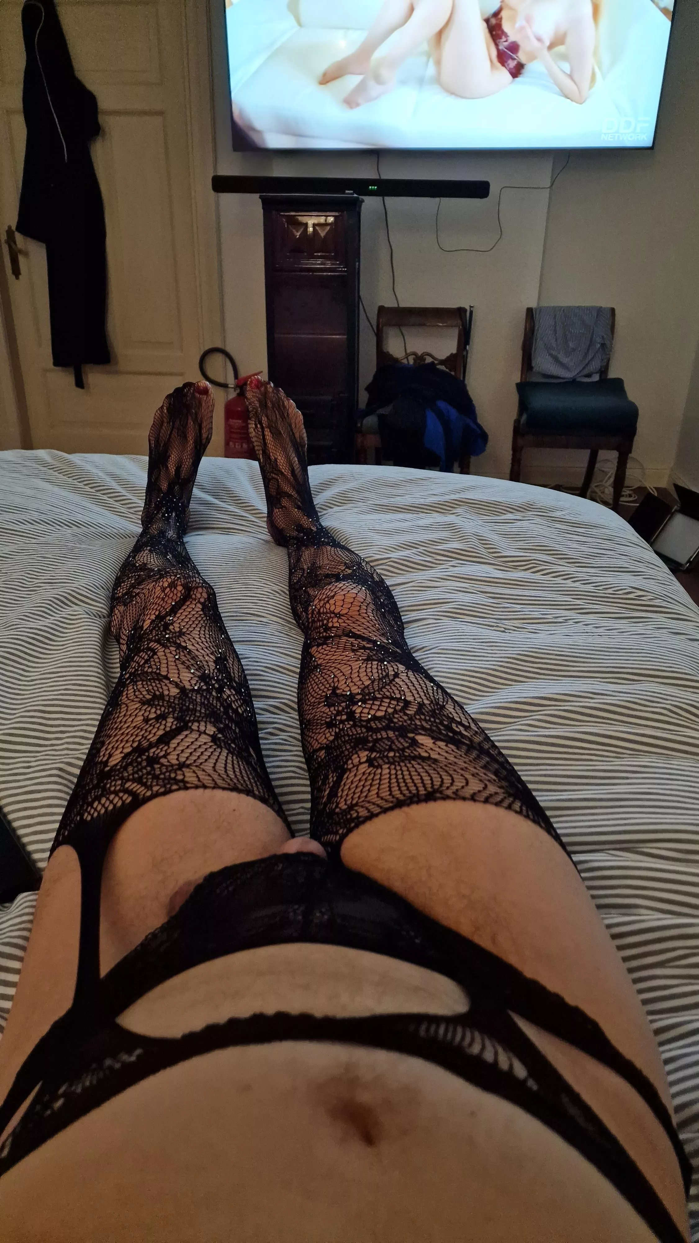 tights are nice but the panties are too small