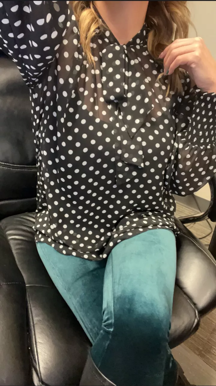 Today's work attire! 💋