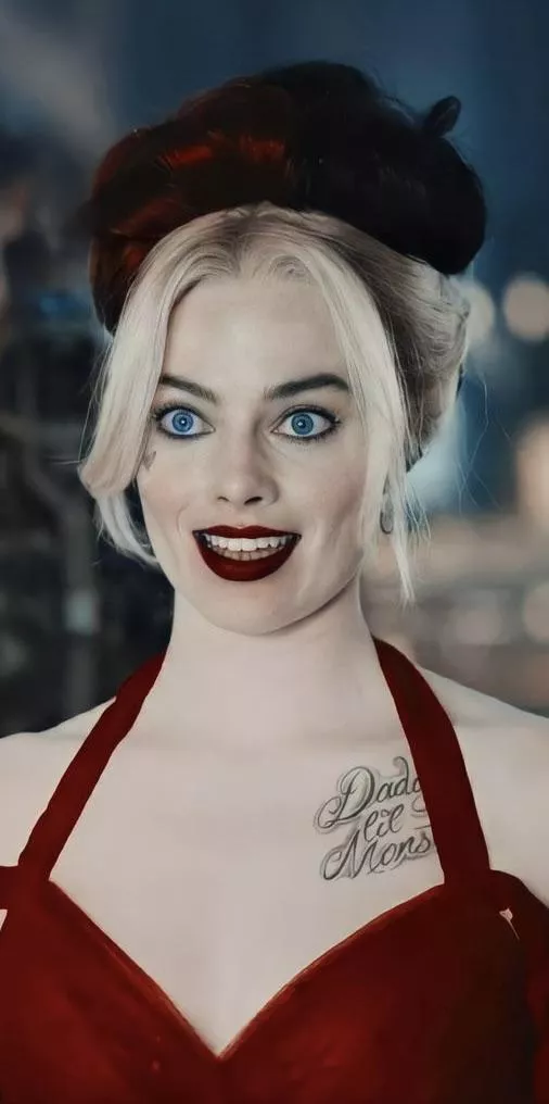 Wanna jerk off to Margot Robbie together?