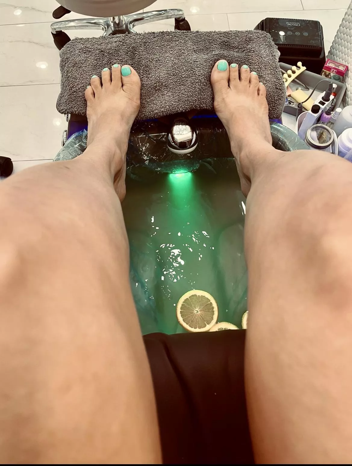 Was told I should post here … seeing what the feet community is all about.