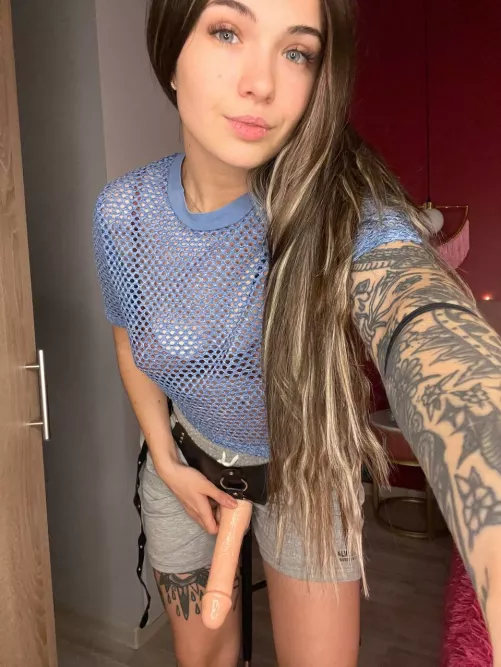 Would u like i ride >? i am gonna look into your eyes during it !