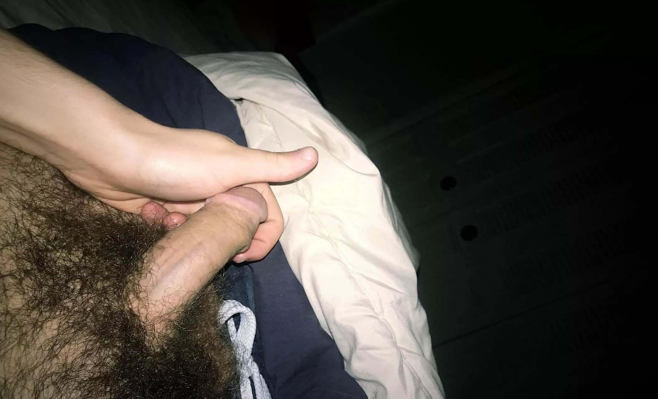 Yall like hairy cock?