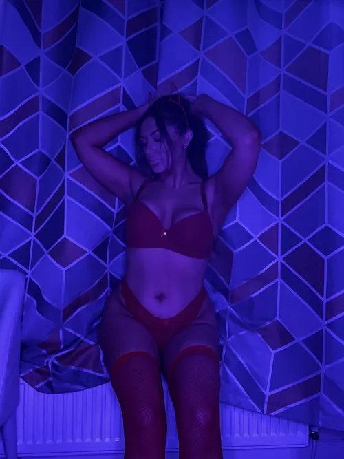 You should come and fuck me.!