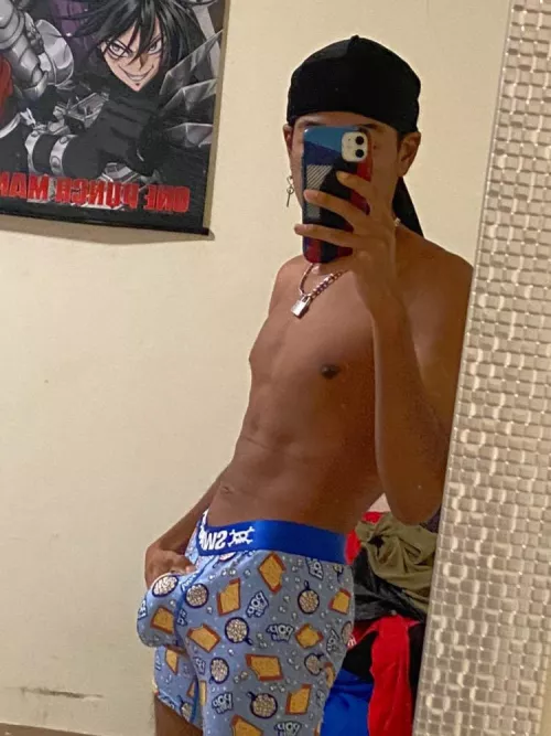 20, looking for longterm friends and FWB, if ur cool and hot u should hmu (sc: Zman2502)