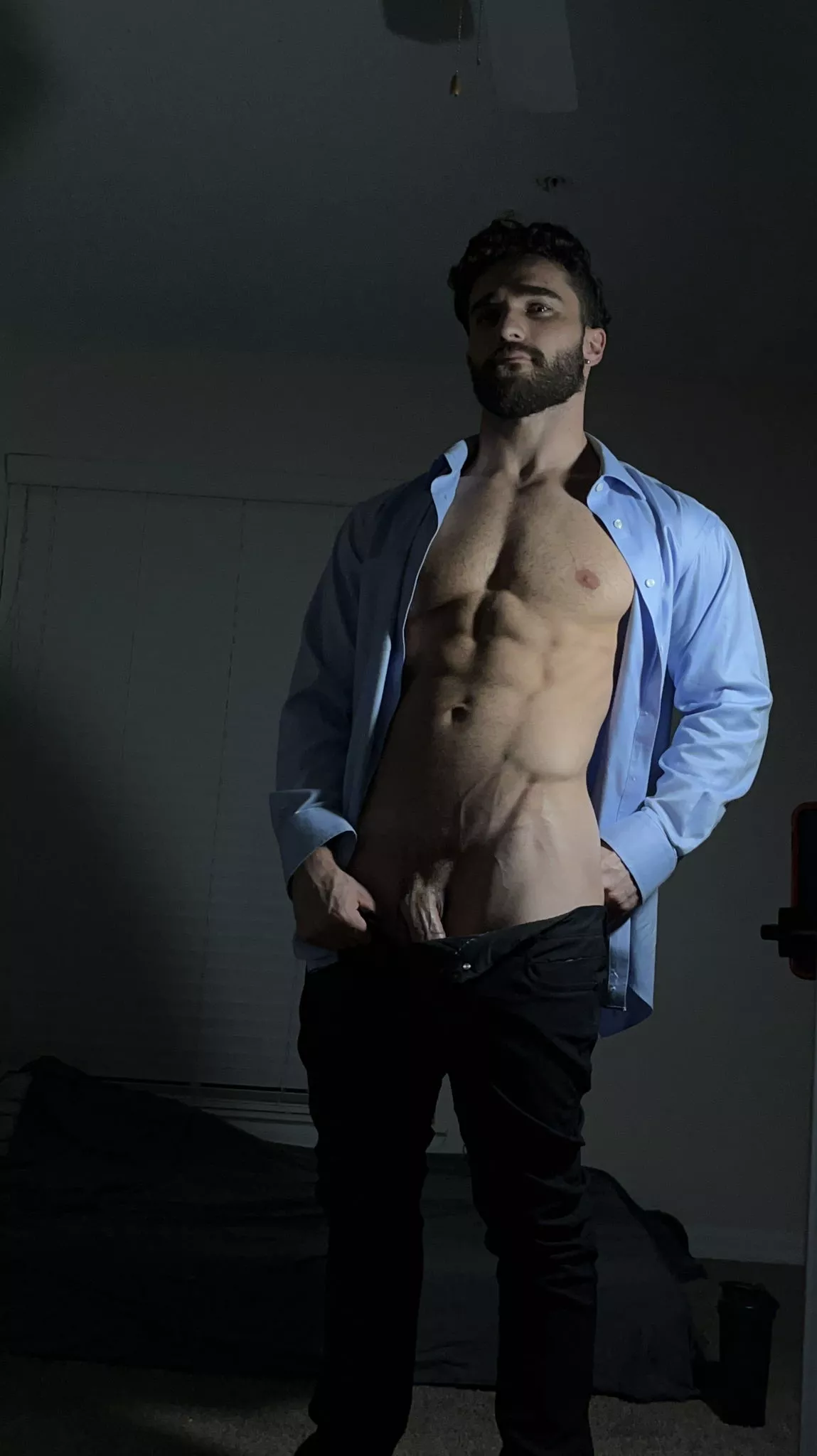 (24) needing to stretch a bit after work 👀