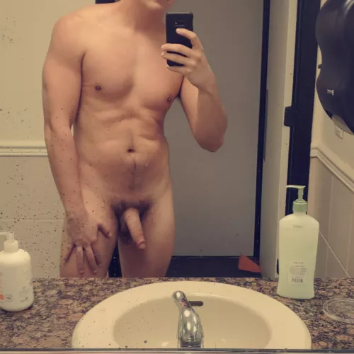 [24] Proud Stud