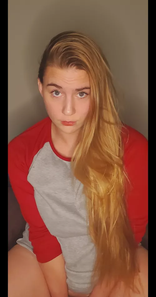 26F Do you like or dislike when a woman 💦💦💦💦💦💦?